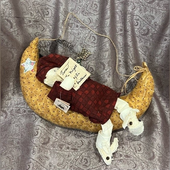 Vintage Santa Christmas Decoration Ozark Mountain Storybook Santa Crescent Moon - Picture 2 of 14